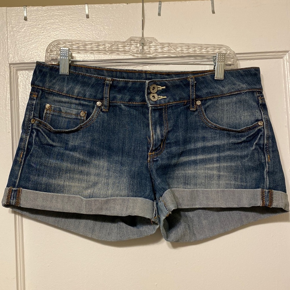 Charlotte Russe Refuge Jean Shorts